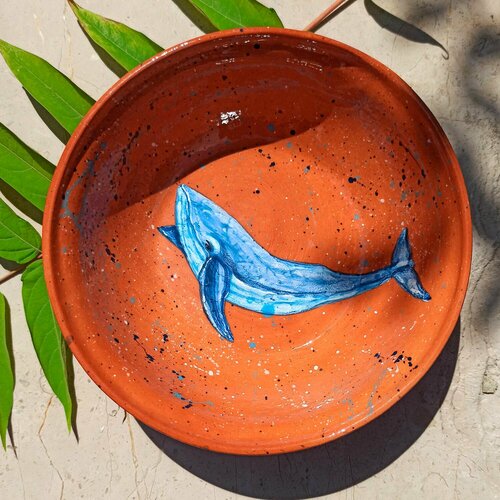 Тарелка с ручной майоликовой росписью Кит 500 мл 900₽