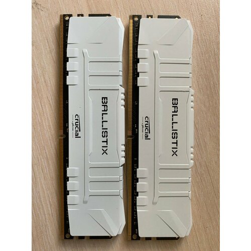 Оперативная память Crucial Ballistix 16 ГБ 8 ГБ x 2 DDR4 3200 МГц DIMM CL16 white 2x8 ГБ 332554 899000₽