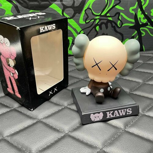 Коллекционная фигурка KAWS 12см 1200₽