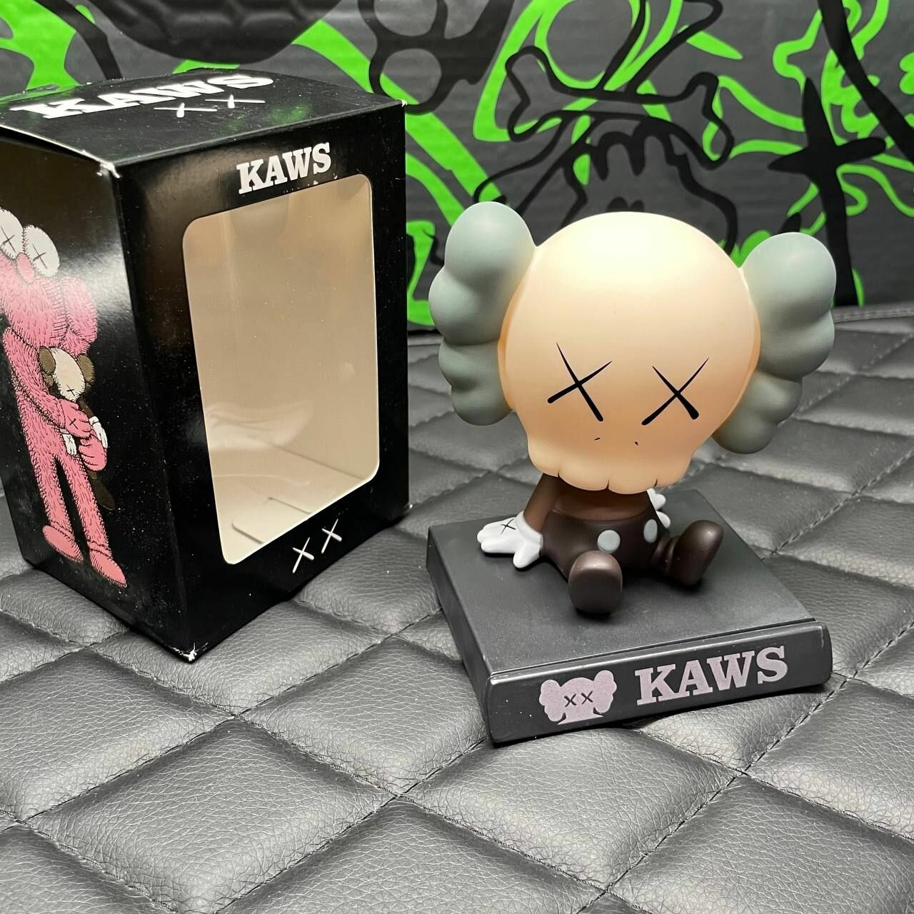 Коллекционная фигурка KAWS 12см