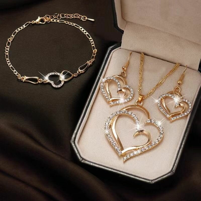Комплект бижутерии Комплект женских украшений в форме сердца золотистый / серьги/ цепочка с кулоном/ браслет