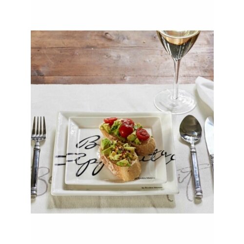 Блюдо квадратное RIVIERA MAISON BUON APPETITO 164950 180х180 белый