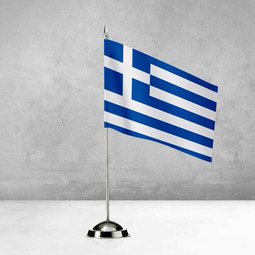 Настольный флаг Греции на пластиковой подставке под серебро