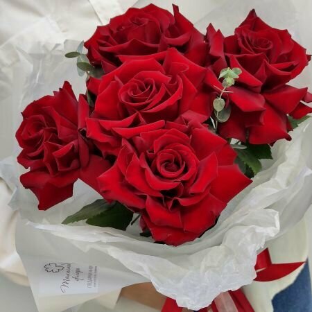 Моно букет Талисман Флора, красные французские розы, высота см, для любого повода
