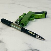 Шариковая ручка в виде пистолет для детей