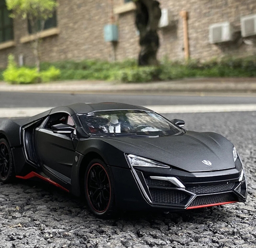 Коллекционная масштабная модель Lykan HyperSport 1;24 (металл, свет, звук)