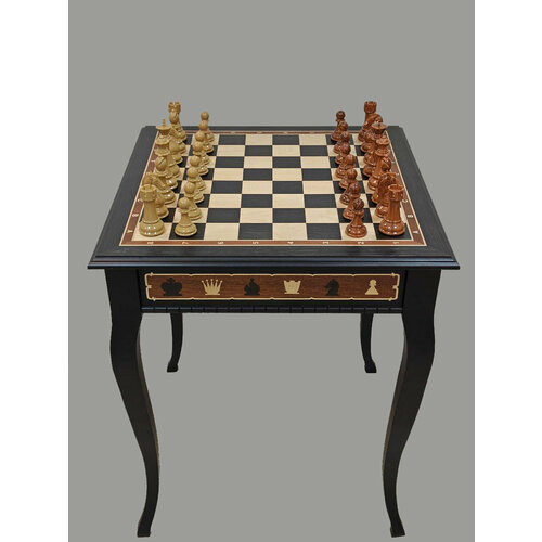 Шахматный стол подарочный из мореного дуба с фигурами композит шахматный ларец из мореного дуба средний