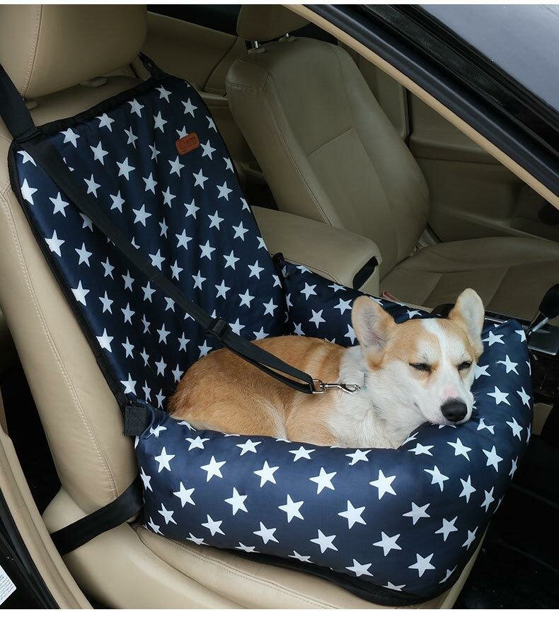 Автокресло для собак и кошек в машину , из износоустойчивой ткани.