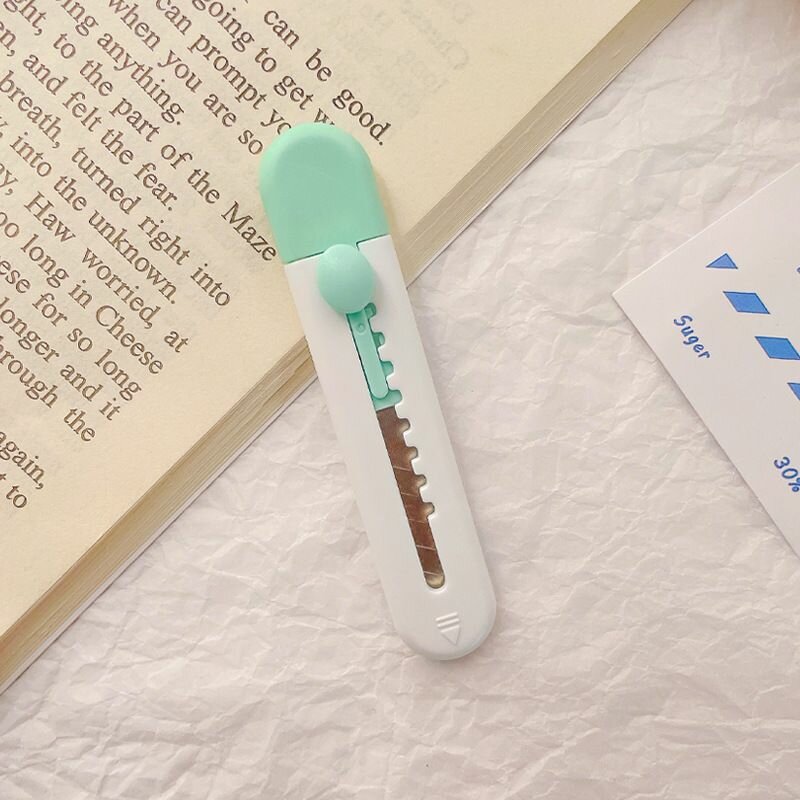 Нож канцелярский с зажимом "Яркость", 9 мм, цвет бело-мятный