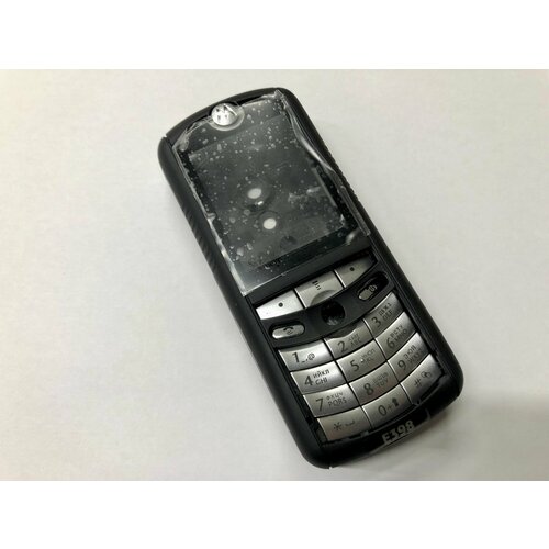Корпус с клавиатурой для Motorola E398 Black (Черный)