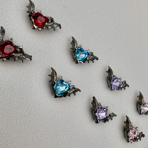 Объемные фигурки для ногтей