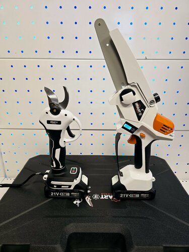 Изображение товара Аккумуляторная цепная пила 6", секатор Smart, 21 В, 2 Ачx2, кейс (набор 2 в 1)