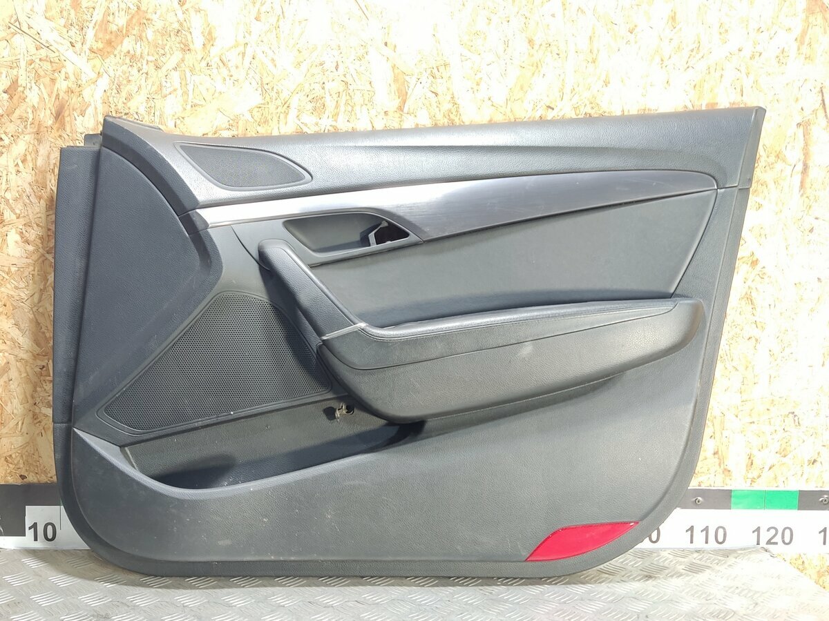 Обшивка двери передней правой HYUNDAI i40 2011-2019 823083Z060RY5