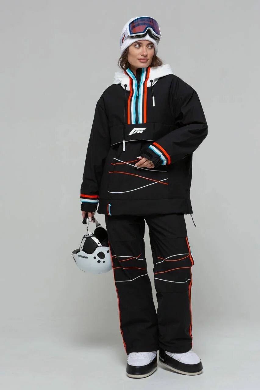 Женский сноубордический костюм бренда FREE COVER