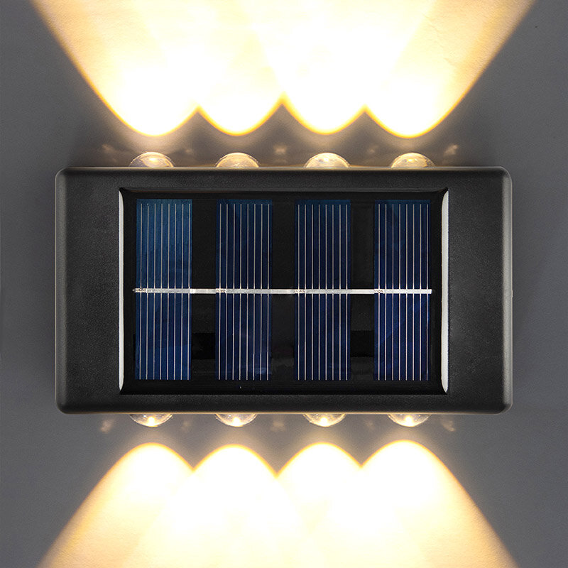 фото Светильник настенный на солнечной батарее