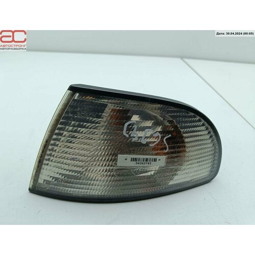 Указатель поворота поворотник левый Audi A4 B5 8D0953049A арт10380-54363745 2472₽