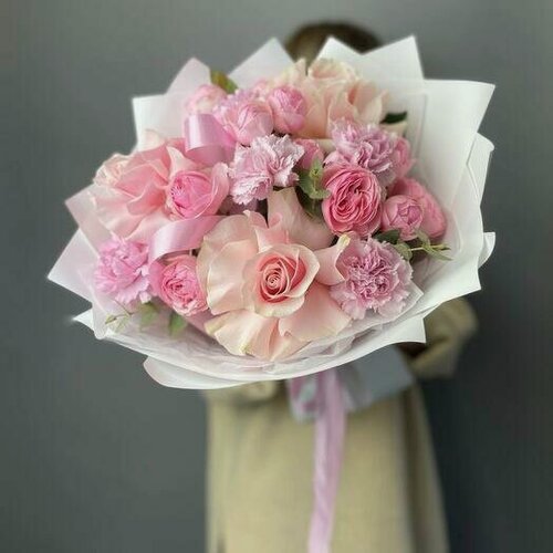 Изображение товара Букет "Французские розы и кустовые пионовидные розы" от "Di_Flowerslab", размер M