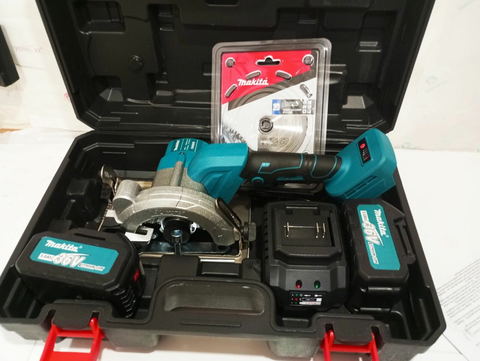 фото Бесщеточная дисковая пила 125 мм аккумуляторная