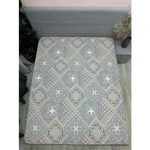 Простынь на резинке 180х200х20 см от бренда ООО 