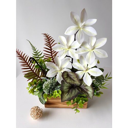 Искусственные цветы и растения- магнолия, лаванда, папоротник, осока в кашпо от ФлораВи