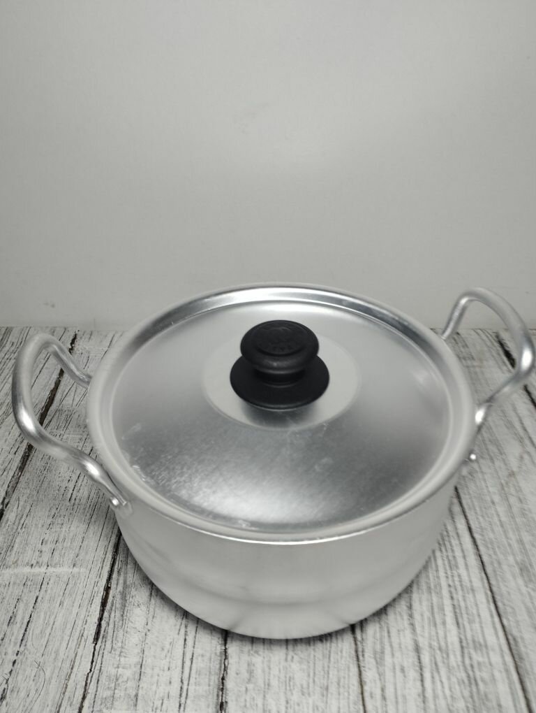 Кастрюля алюминиевая с крышкой 1,7 литра для плиты — фото 1