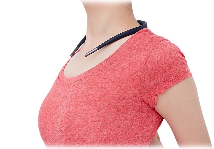 Графики в мобильном приложении корректора осанки — динамика изменений осанки и времени в правильном положении