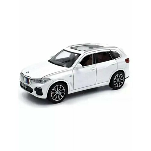 Коллекционная модель машинки BMW X5 124 2199₽