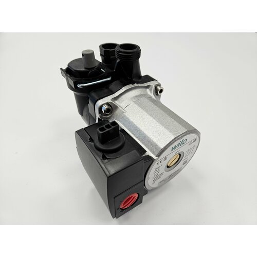 Циркуляционный насос BUDERUS Logamax U072 арт 87186481810 87186457900 15242₽