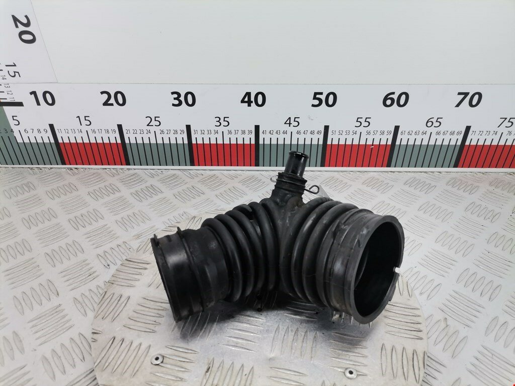 Патрубок воздушного фильтра (гофра инжектора) Toyota Rav4 3 1788026020 арт. 1978748