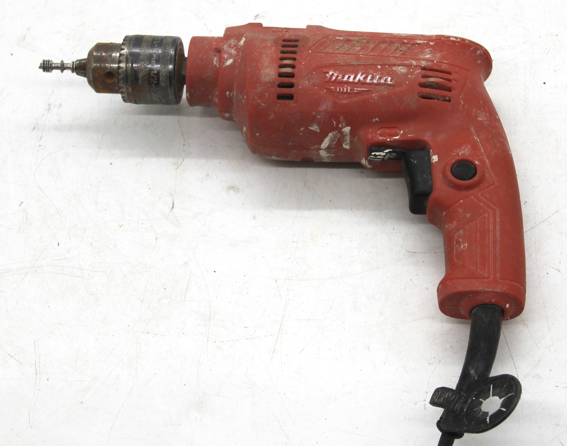 Дрель ударная Makita M0801 (1)