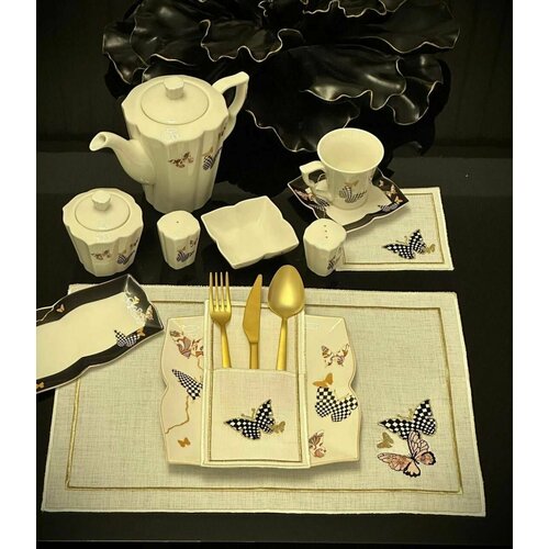 Сервировочный набор на льняной основе Бабочка