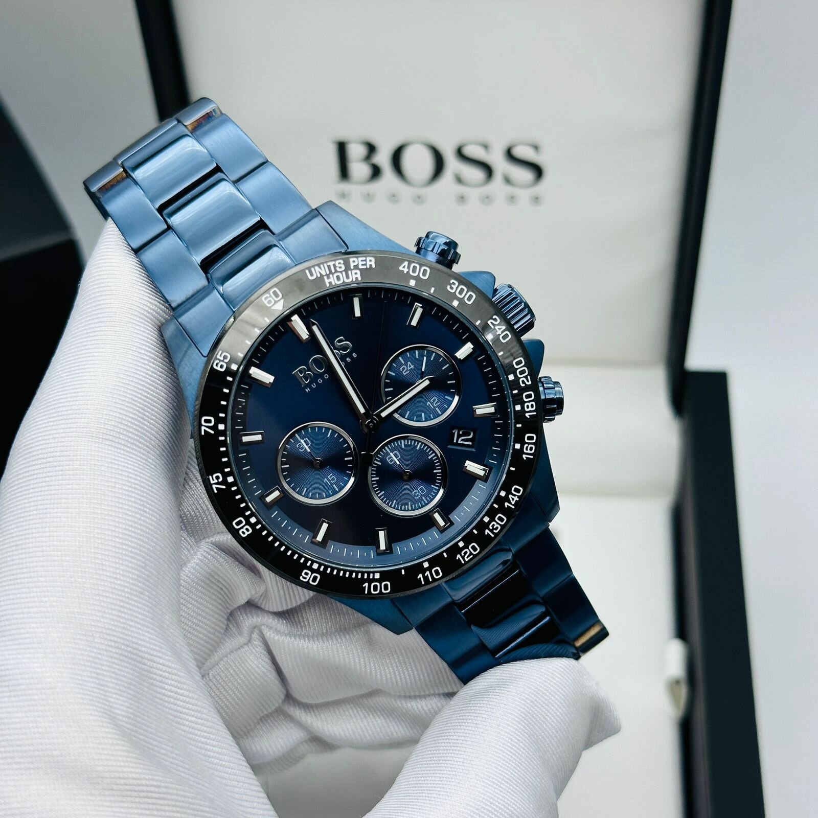 Наручные часы BOSS Hero 