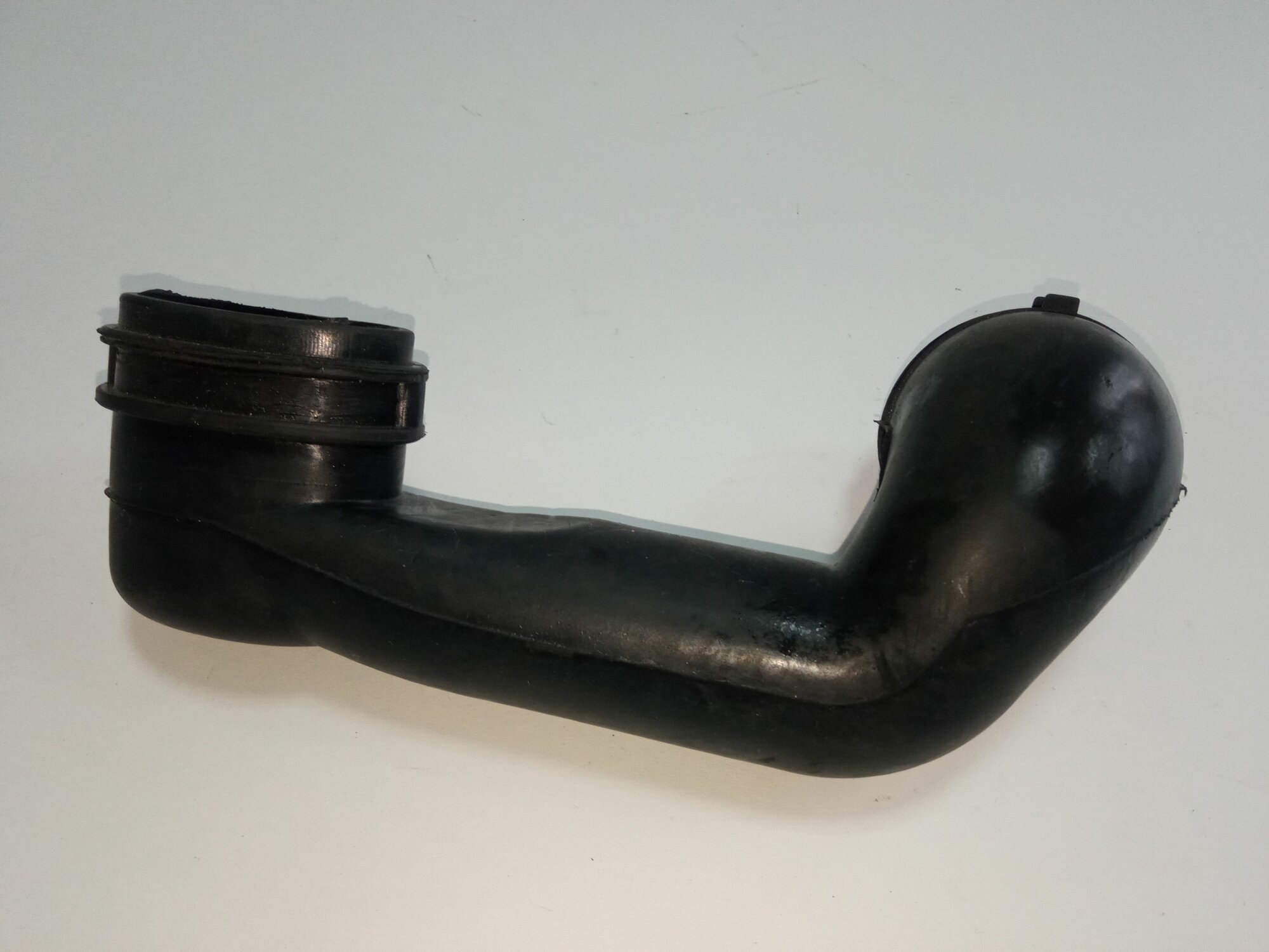 WACKER NEUSON 5100032179 Патрубок воздушный BS -2plus — фото 1