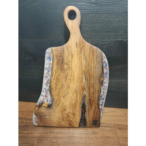 Разделочная доска из дерева