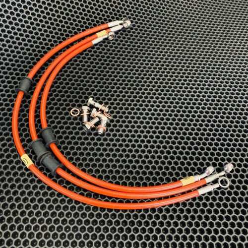 Армированные шланги для Suzuki GSXR600 K6 - K7 2006-2007 Комплект из 3 шлангов 2 передних и 1 задний Hel 24200₽