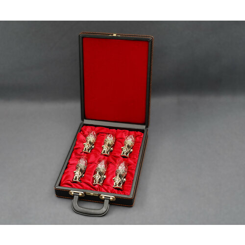 Набор стопок 