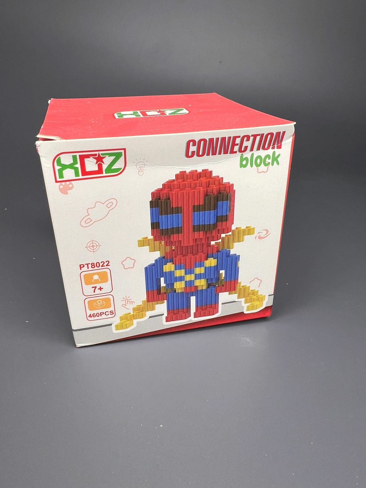 3д конструктор из миниблоков Человек Паук Spiderman с синими глазами