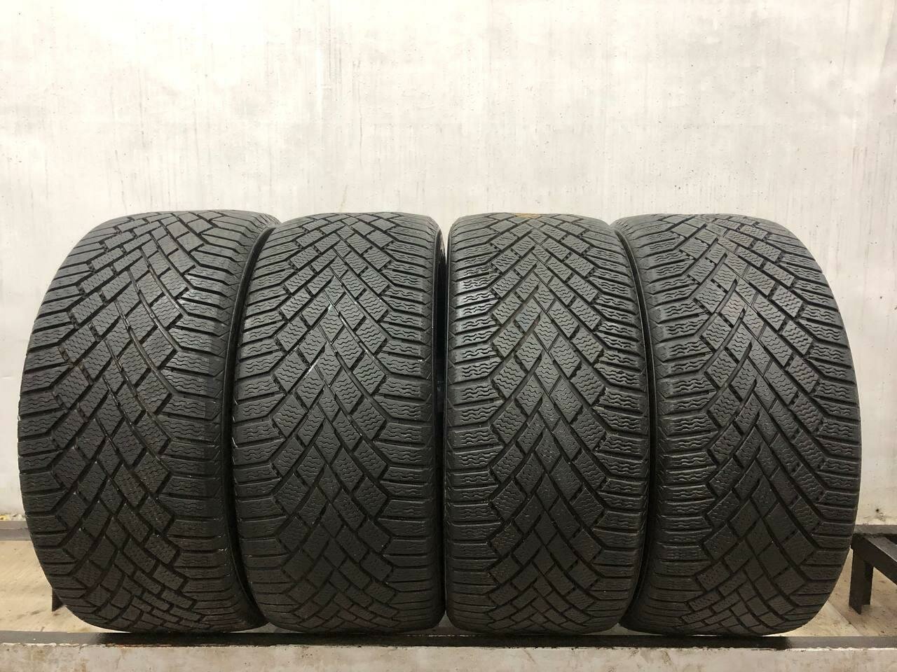 Continental VikingContact 7 245/45 R17 БУ Шины Зимние