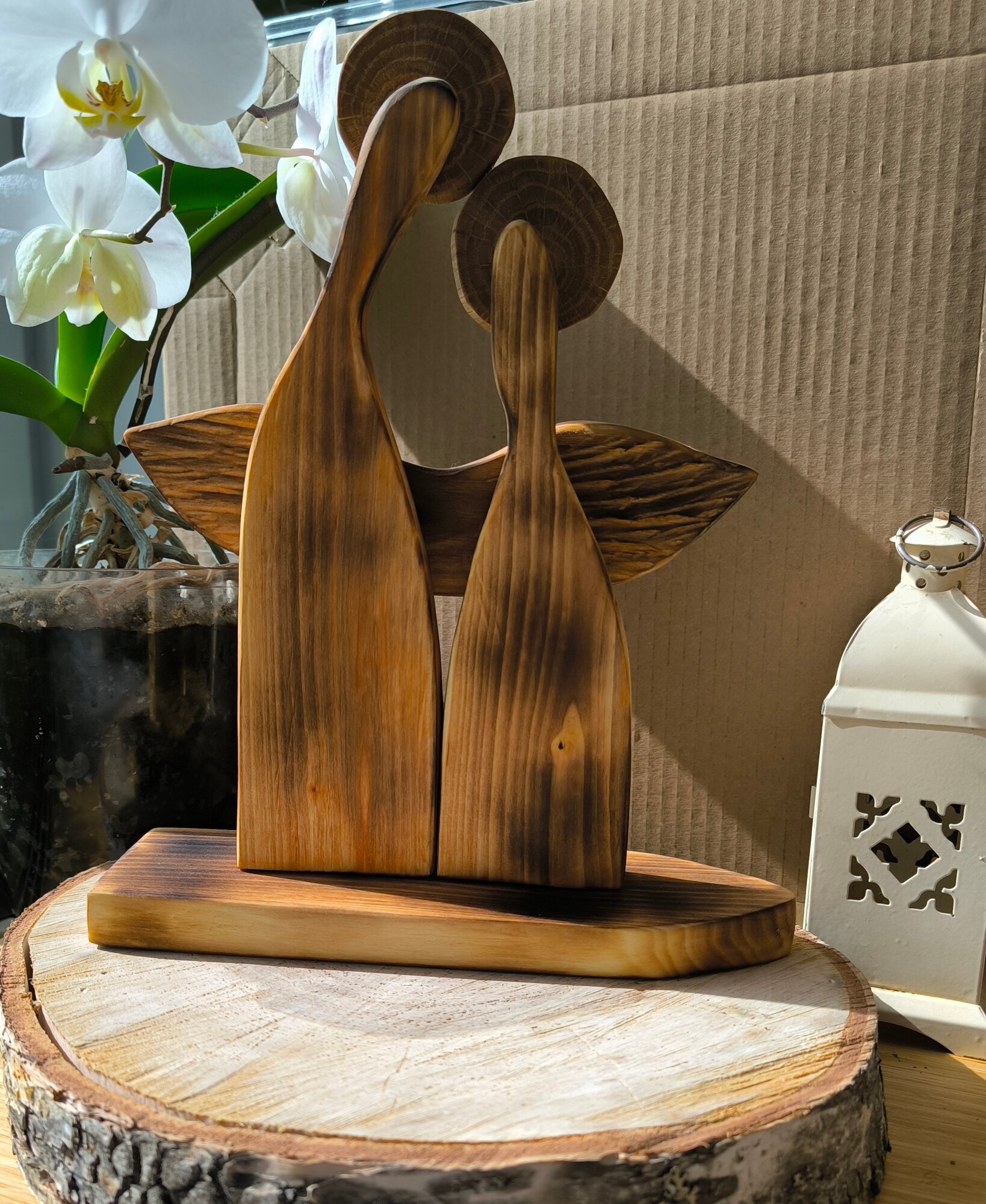 фото Ангелы-Хранители из дерева ручной работы, статуэтка для интерьера
