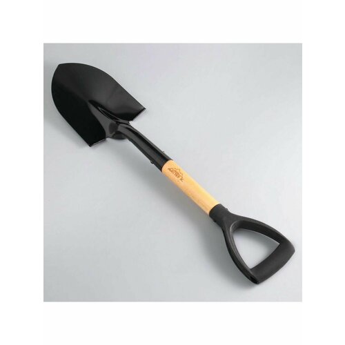 Лопата туристическая штыковая 67 см черная дерево 831₽