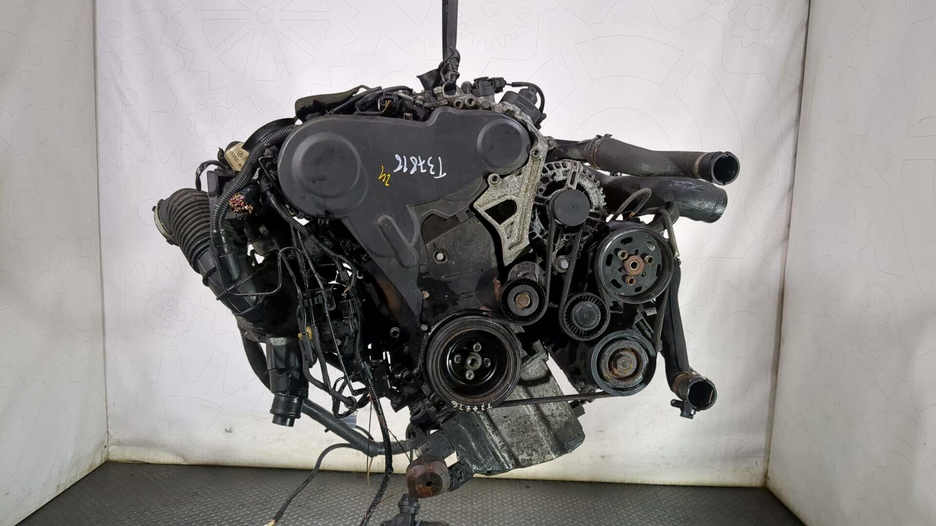 Генератор Audi A5 8T 2011
