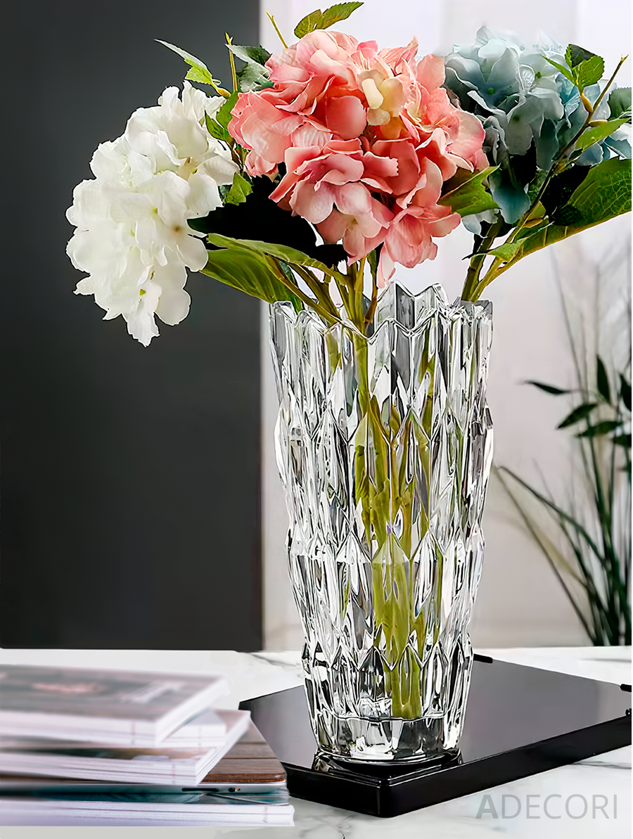 фото Ваза для цветов и сухоцветов стеклянная для интерьера, Венера, черная