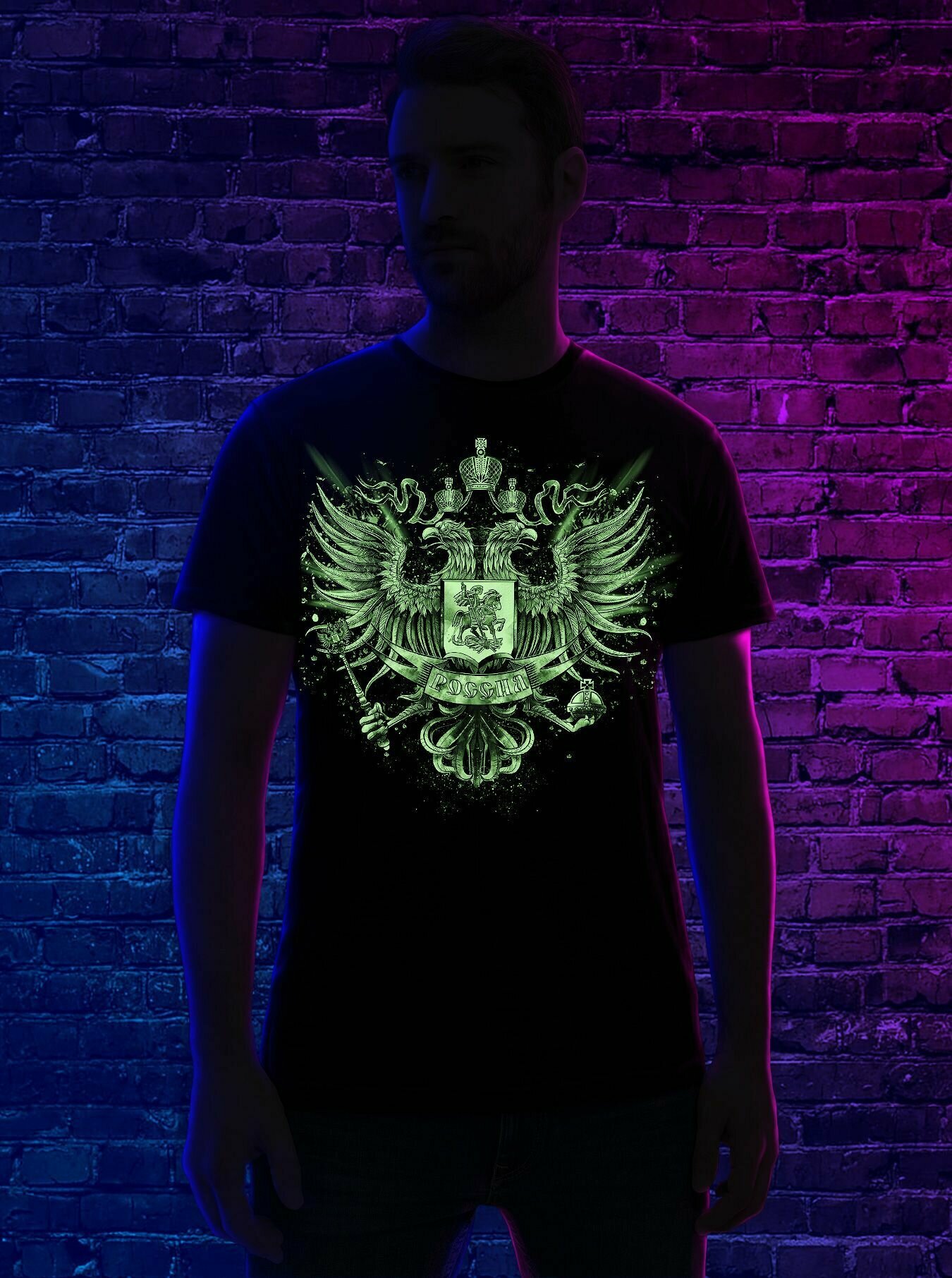 Футболка АРТ-ИМПЕРИЯ светящаяся с принтом Россия, размер 3XL, черный — фото 1