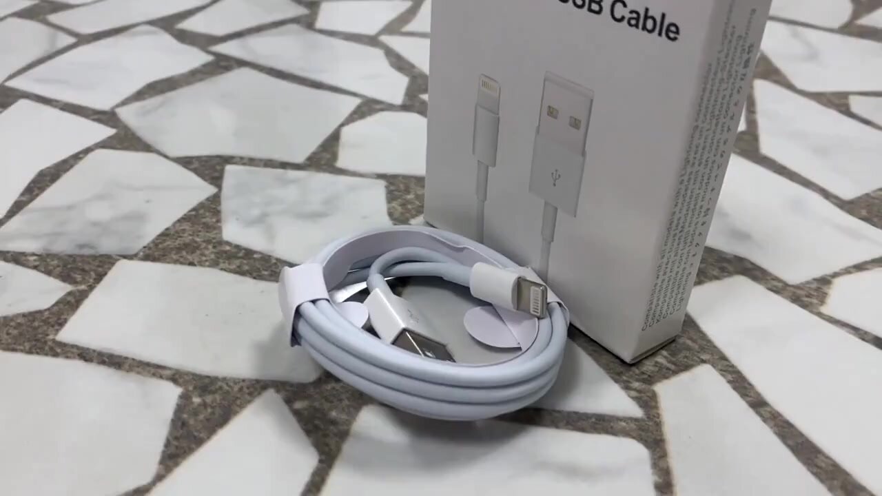Оригинальный Кабель для iPhone USB-A - Lightning / Зарядка для айфона / Кабель Lightning / Для зарядки Apple Iphone — фото 1