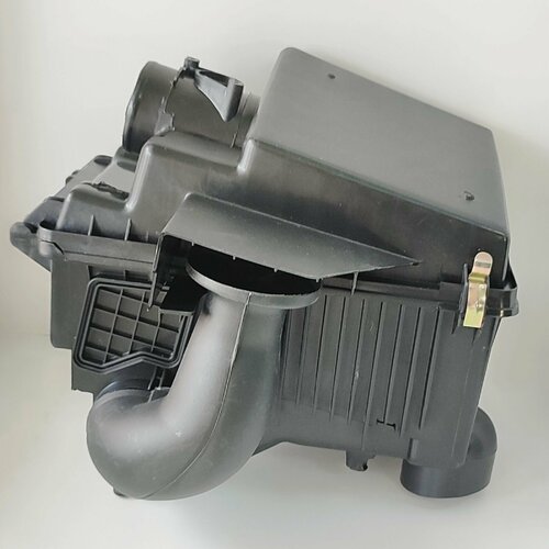 Корпус воздушного фильтра Mazda 6 Atenza L813-13-320