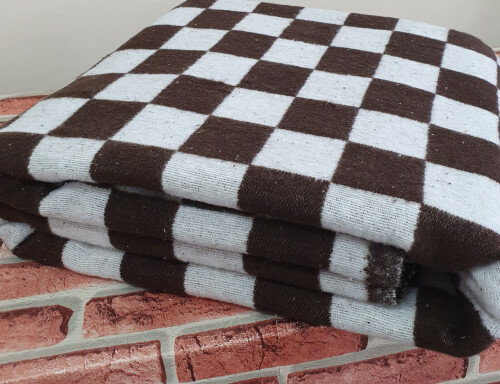 Одеяло хлопок 100% 140х205 см коричневая клетка крупная пл.400гр.
