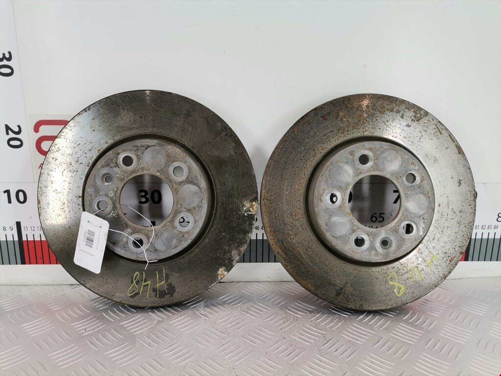 Диск тормозной передний Chevrolet Volt 1 13503988 арт. 1469319