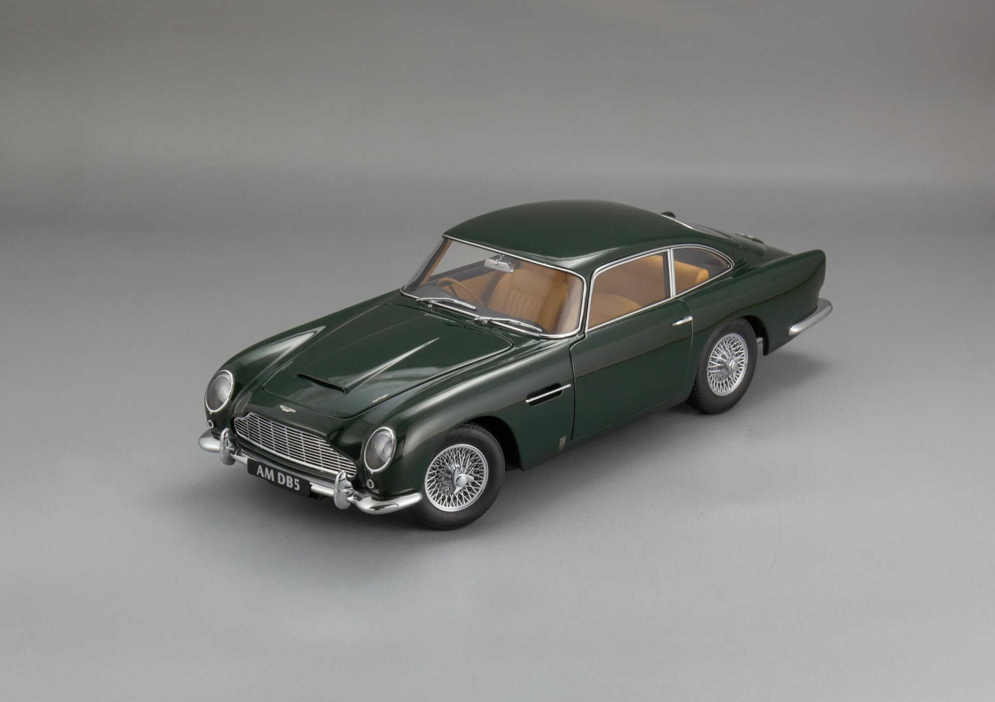 Масштабная модель Aston Martin DB5 - 1964
