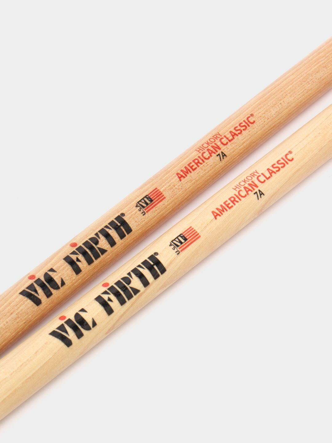 Барабанные палочки Vic Firth 7A, деревянный наконечник, белые, грецкий орех легкие и удобные для начинающих и детей