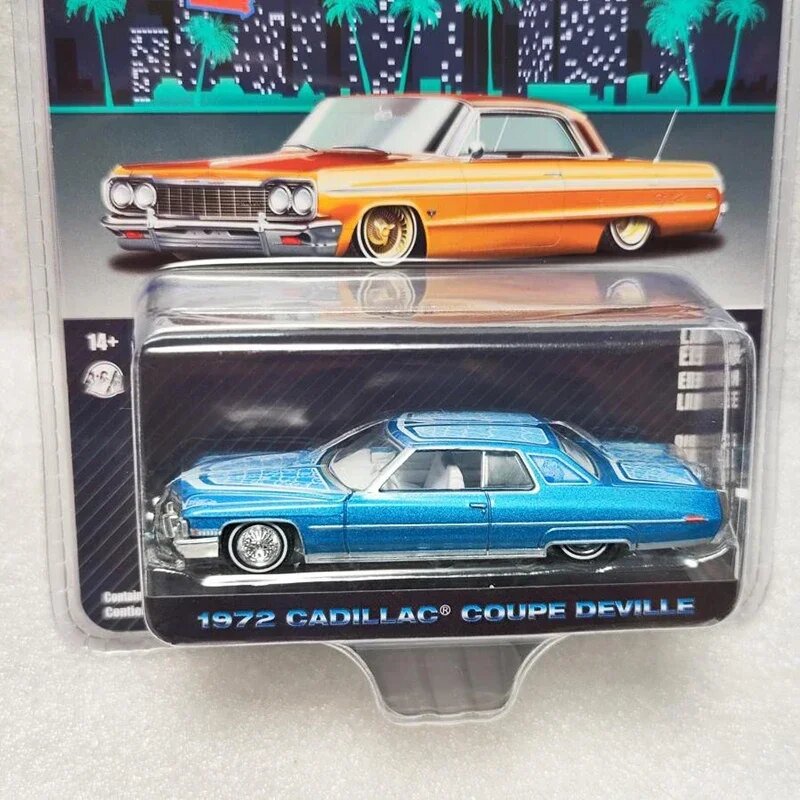 WELLY Cadillac DeVille Coupe 1:64 металлическая модель